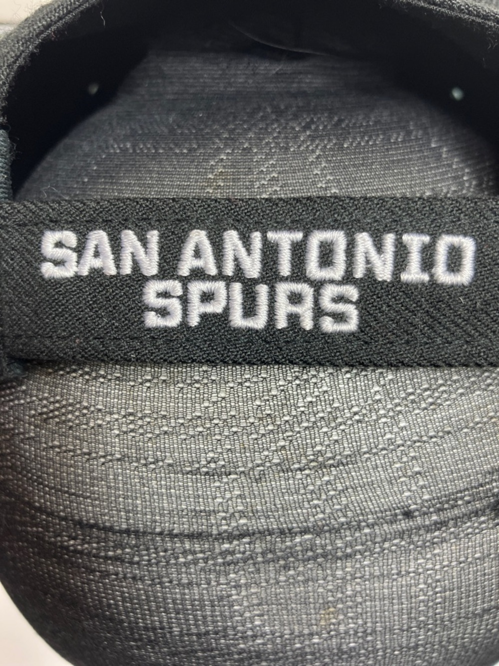 🏀 Spurs Black Baseball Cap- Hat Basketball NBA - Good Preowned One Size - Picture 5 of 16